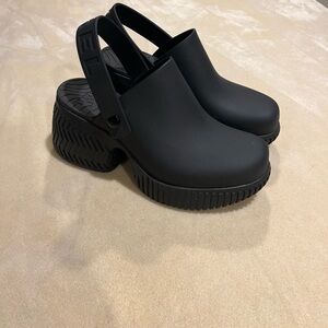 Sorel Mule Black Women's Slingback Clogs Size 7